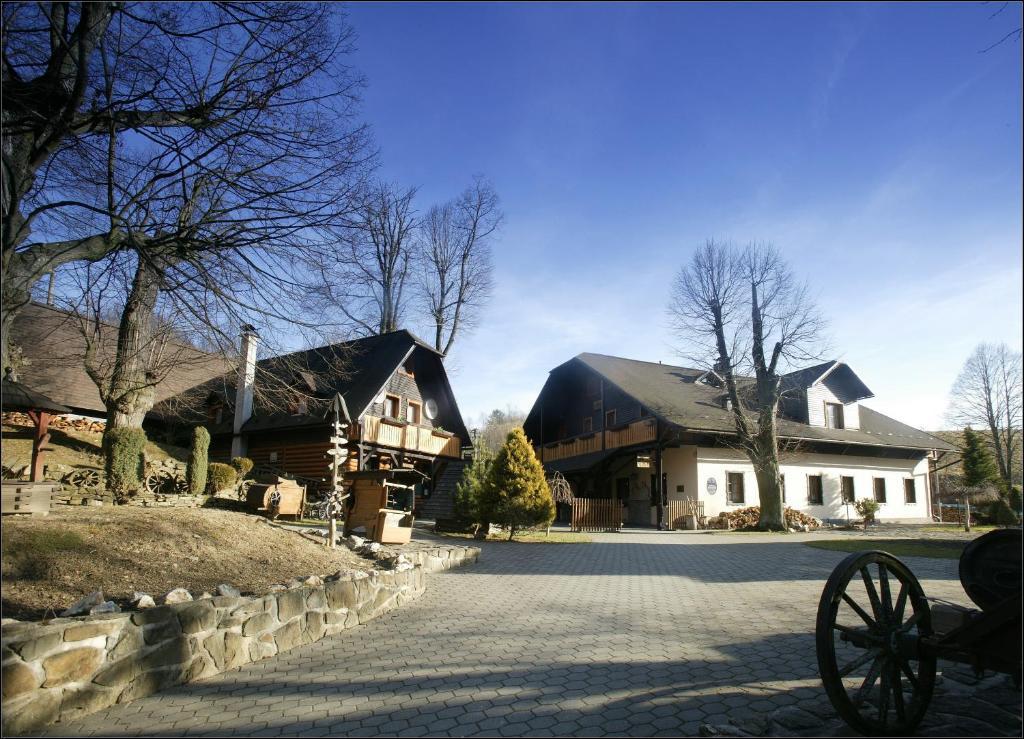 Valassky Senk Hotel วิโววิตเซ ภายนอก รูปภาพ