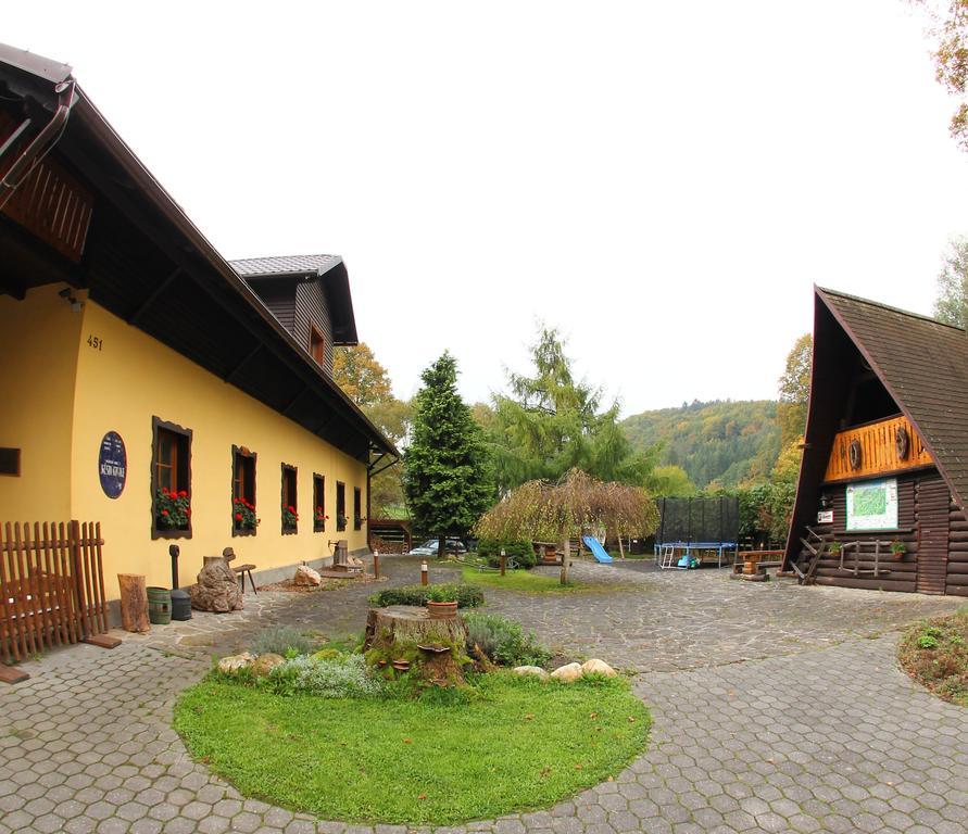Valassky Senk Hotel วิโววิตเซ ภายนอก รูปภาพ